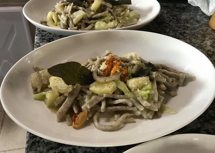 拉迪奇度假农庄酒店 *