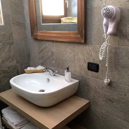 Le Radici Сан-Феделе-Интельви