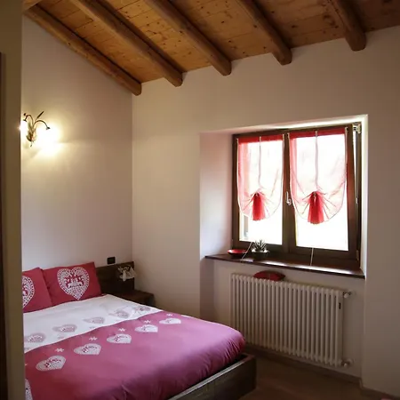 Le Radici Сан-Феделе-Интельви